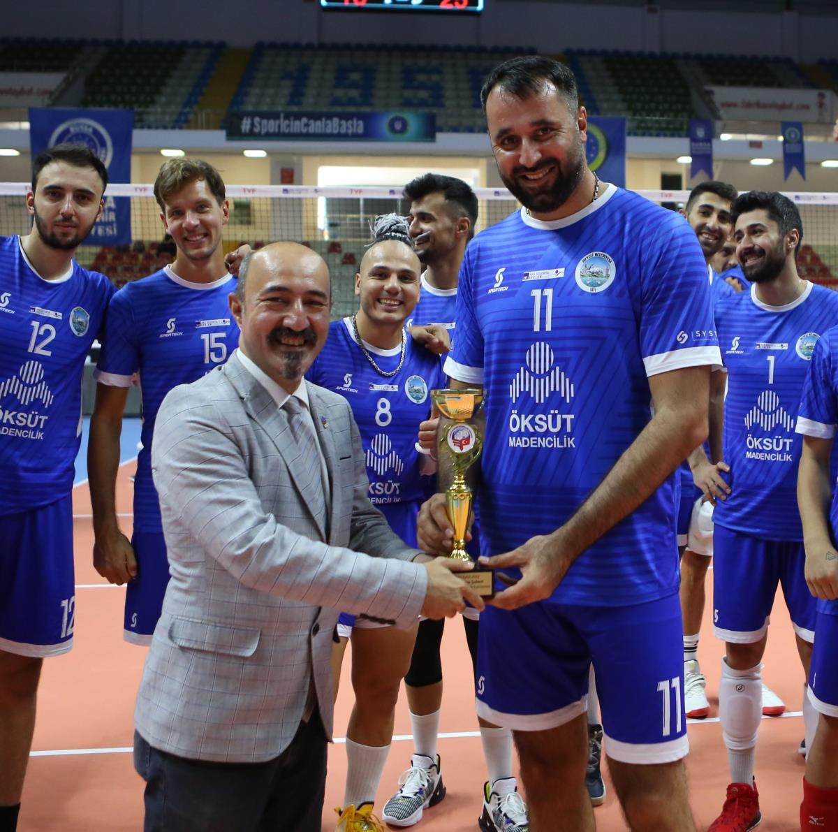 TSYD Bursa Voleybol Turnuvası'nda Develi Belediyespor birinci oldu